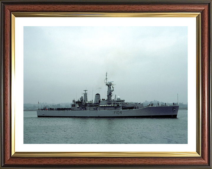 HMS Dido F104 | Photo Print | Framed Print | Leander Class | Frigate | Royal Navy Hampshire Prints