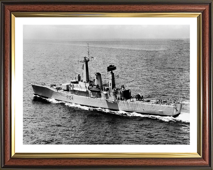 HMS Dido F104 | Photo Print | Framed Print | Leander Class | Frigate | Royal Navy Hampshire Prints