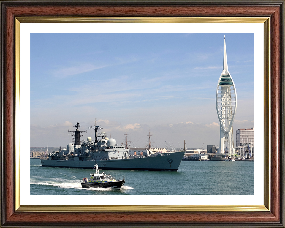 HMS Edinburgh D97 | Photo Print | Framed Print | Poster | Type 42 | Destroyer | Royal Navy Hampshire Prints