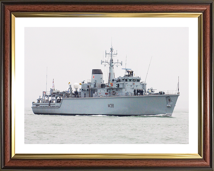 HMS Atherstone M38 Royal Navy Hunt class mine countermeasures vessel Photo Print or Framed Print - Hampshire Prints