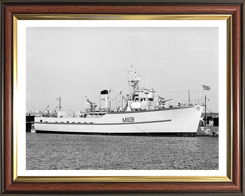 HMS Bevington M1108 Royal Navy Ton Class Minesweeper Photo Print or Framed Print - Hampshire Prints