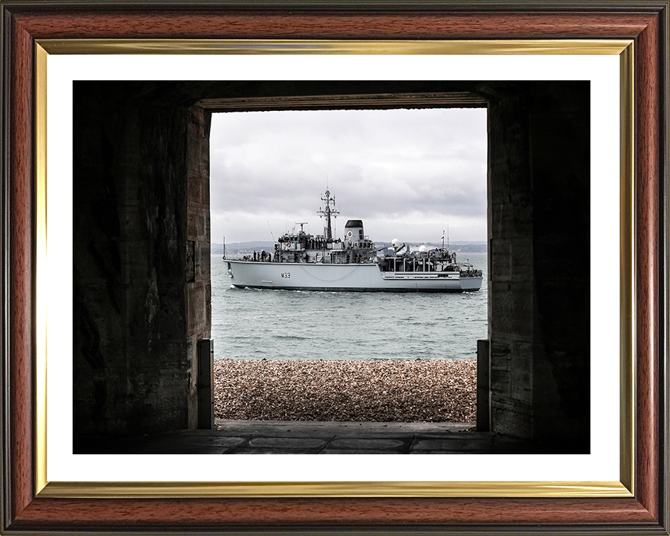 HMS Brocklesby M33 Royal Navy Hunt class Mine Counter Measures Vessel Photo Print or Framed Print - Hampshire Prints