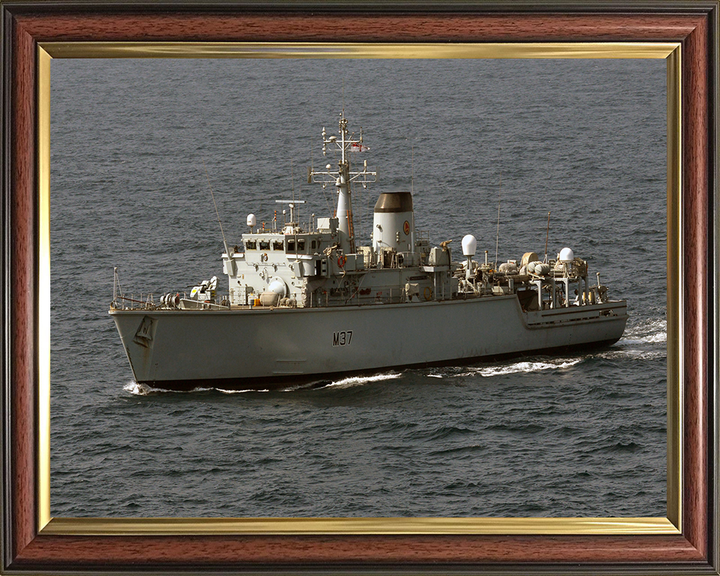 HMS Chiddingfold M37 | Photo Print | Framed Print | Hunt Class | Minehunter | Royal Navy Hampshire Prints