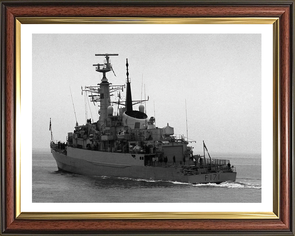 HMS Avenger F185 | Photo Print | Framed Print | Poster | Type 21 | Frigate | Royal Navy Hampshire Prints