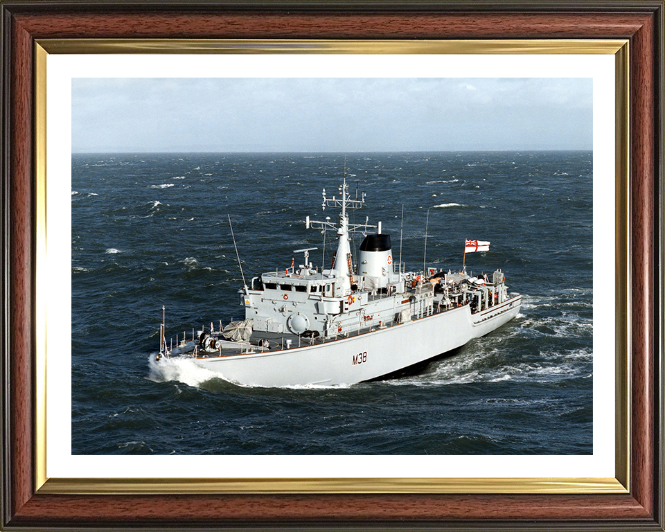 HMS Atherstone M38 Royal Navy Hunt class mine countermeasures vessel Photo Print or Framed Print - Hampshire Prints