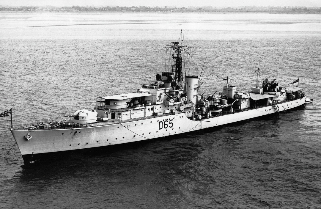 HMS St James D65 | Photo Print | Framed Print | Battle Class | Destroyer | Royal Navy Hampshire Prints
