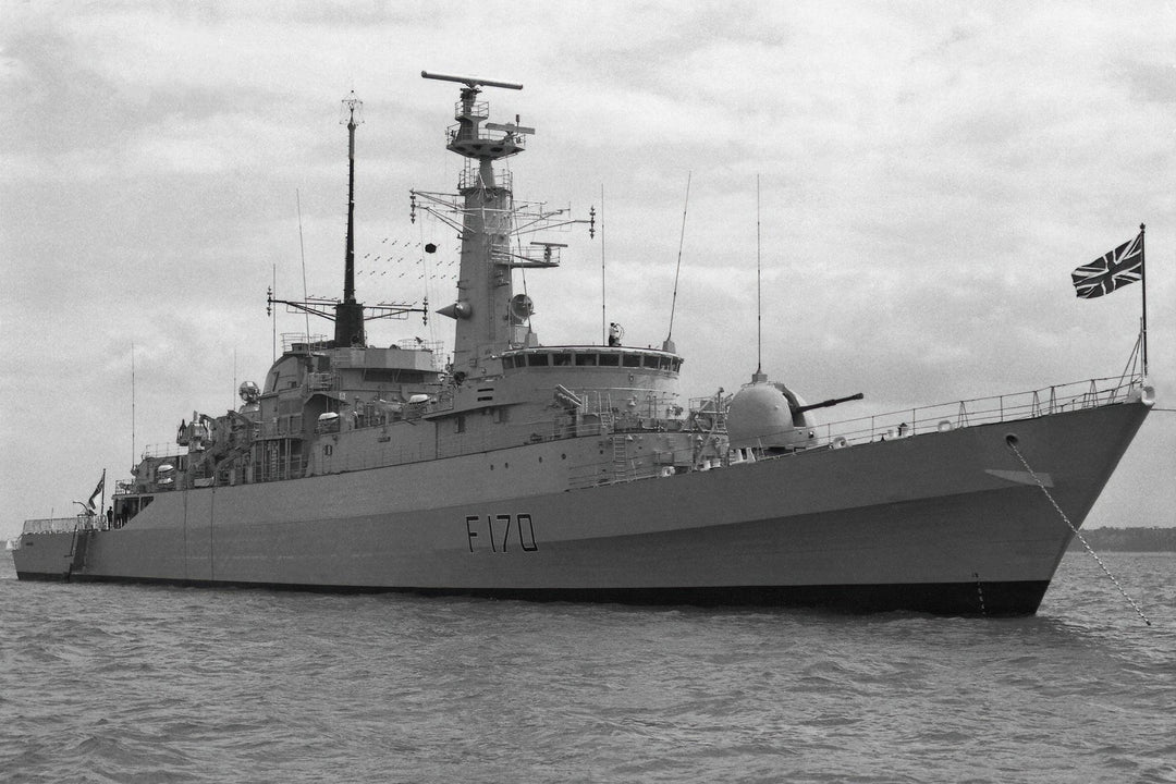 HMS Antelope F170 Royal Navy Type 21 frigate Photo Print or Framed Print - Hampshire Prints