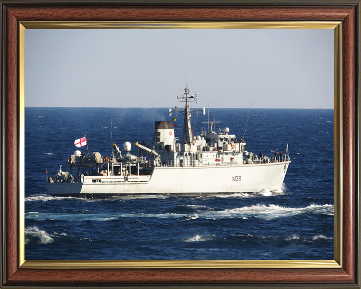 HMS Atherstone M38 Royal Navy Hunt class mine countermeasures vessel Photo Print or Framed Print - Hampshire Prints