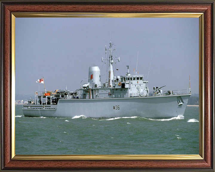 HMS Bicester M36 | Photo Print | Framed Print | Hunt Class | Mine Warfare Vessel | Royal Navy Hampshire Prints