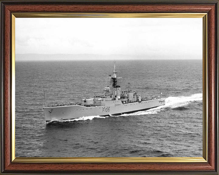 HMS Brighton F106 Royal Navy Rothesay Class Frigate Photo Print or Framed Print - Hampshire Prints