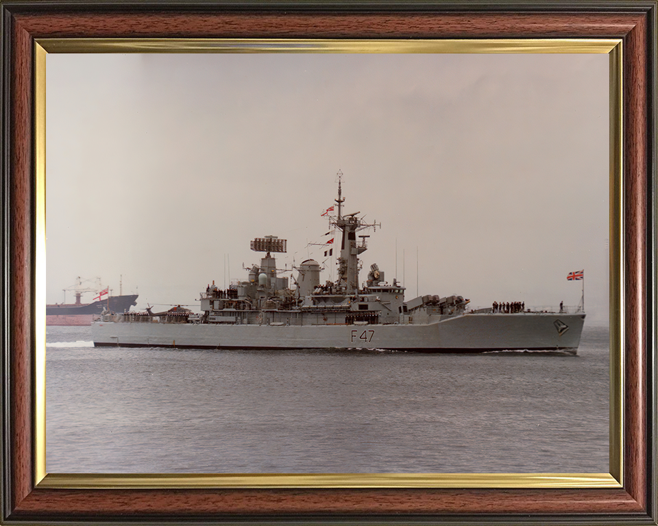 HMS Danae F47 | Photo Print | Framed Print | Poster | Leander Class | Frigate | Royal Navy Hampshire Prints