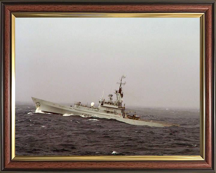 HMS Dumbarton Castle P265 Royal Navy Castle class patrol vessel Photo Print or Framed Print - Hampshire Prints