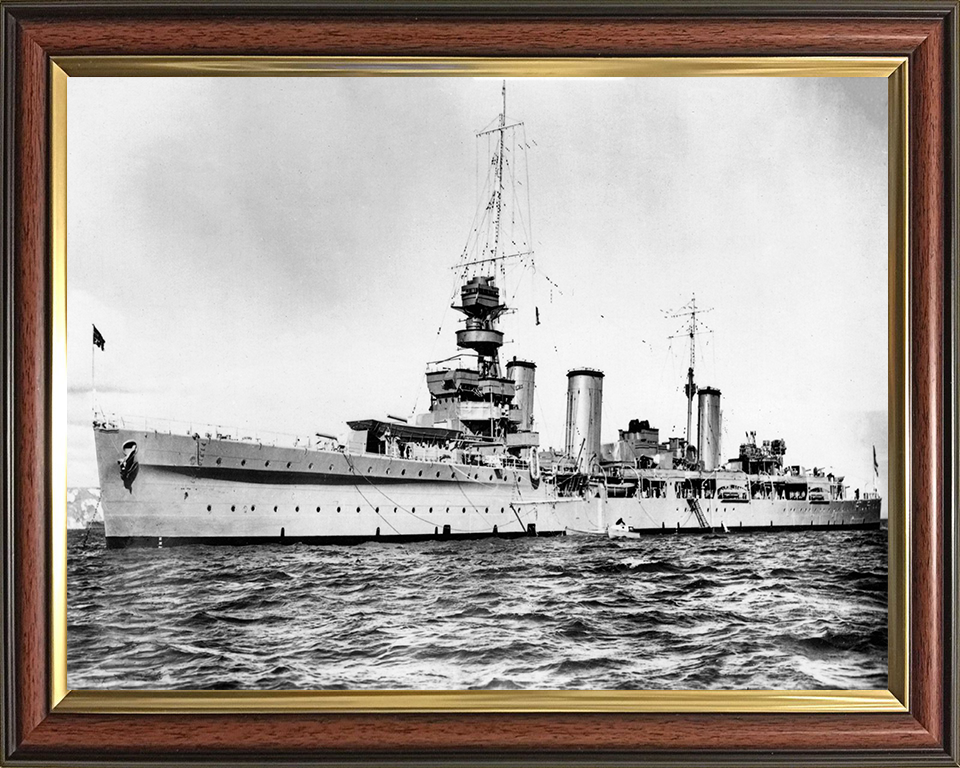HMS Emerald D66 | Photo Print | Framed Print | Emerald Class | Light Cruiser | Royal Navy Hampshire Prints