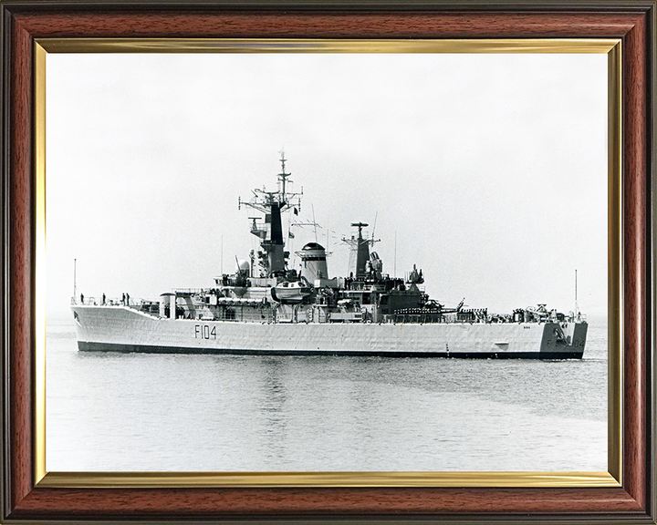 HMS Dido F104 | Photo Print | Framed Print | Leander Class | Frigate | Royal Navy Hampshire Prints