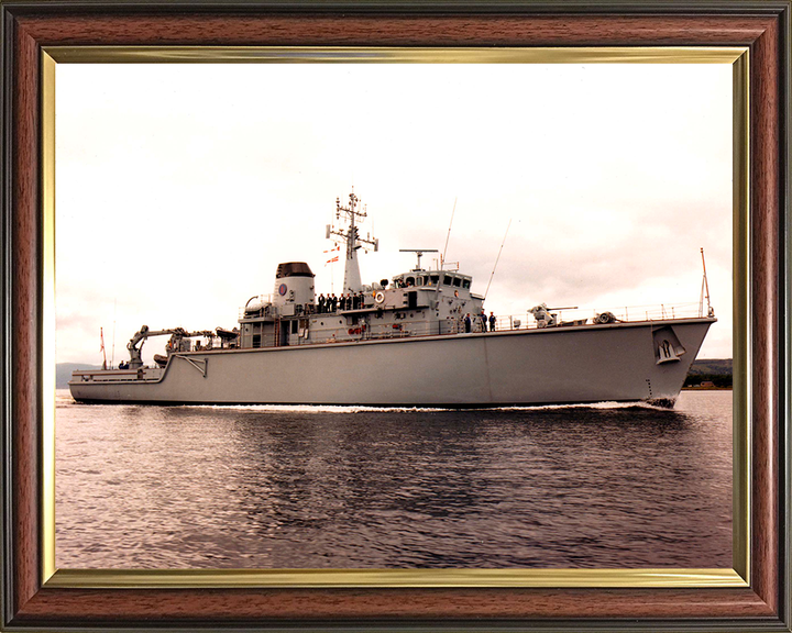 HMS Brecon M29 Royal Navy Hunt class mine countermeasures vessel Photo Print or Framed Print - Hampshire Prints