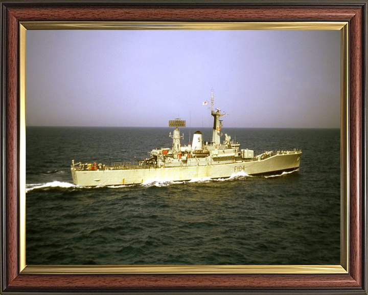 HMS Dido F104 | Photo Print | Framed Print | Leander Class | Frigate | Royal Navy Hampshire Prints