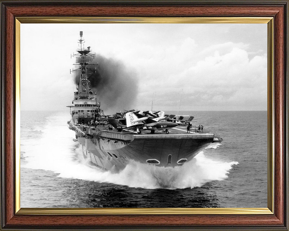 HMS Centaur R06 | Photo Print | Framed Print | Centaur Class | Fleet Carrier | Royal Navy Hampshire Prints