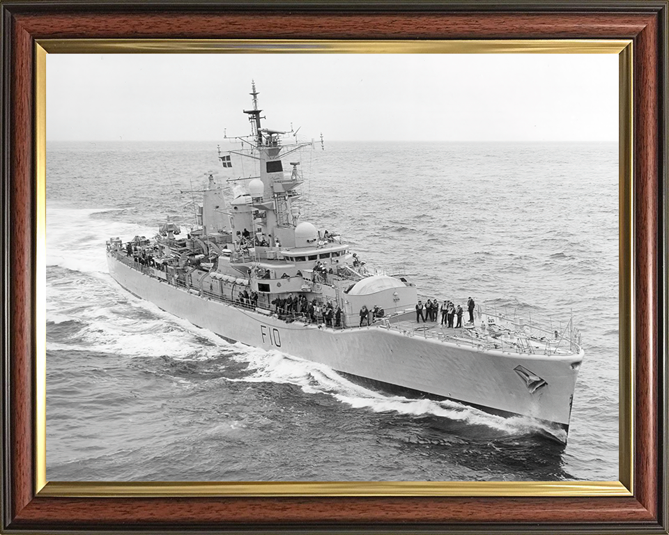HMS Aurora F10 | Photo Print | Framed Print | Leander Class | Frigate | Royal Navy Hampshire Prints