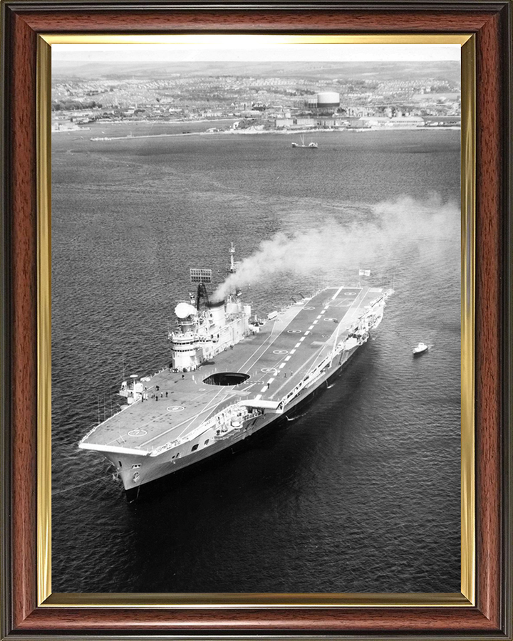 HMS Eagle R05 Royal Navy Audacious class aircraft carrier Photo Print or Framed Print - Hampshire Prints