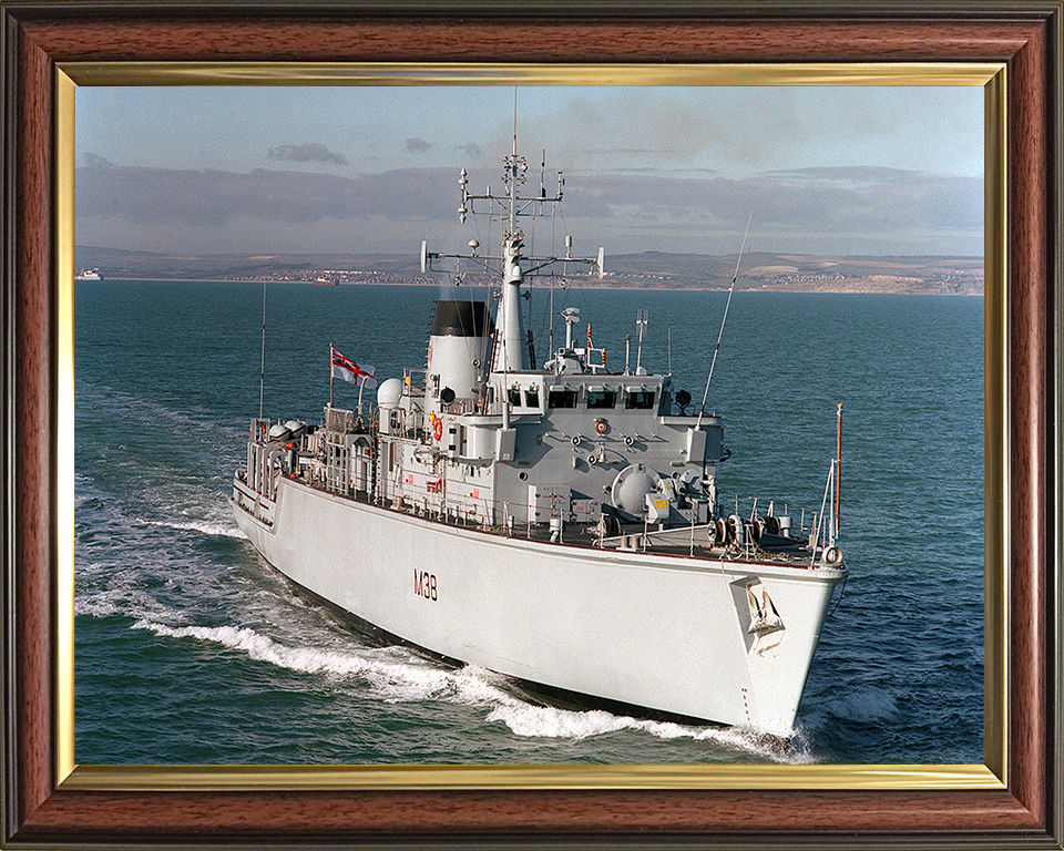 HMS Atherstone M38 Royal Navy Hunt class mine countermeasures vessel Photo Print or Framed Print - Hampshire Prints