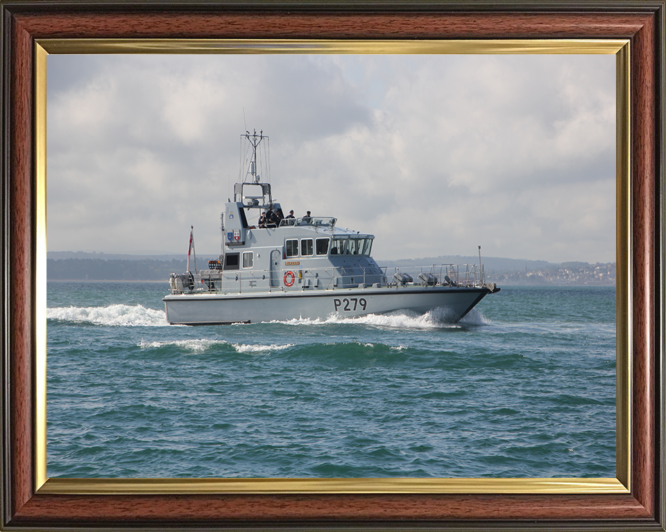 HMS Blazer P279 Royal Navy Archer class P2000 patrol vessel Photo Print or Framed Print - Hampshire Prints