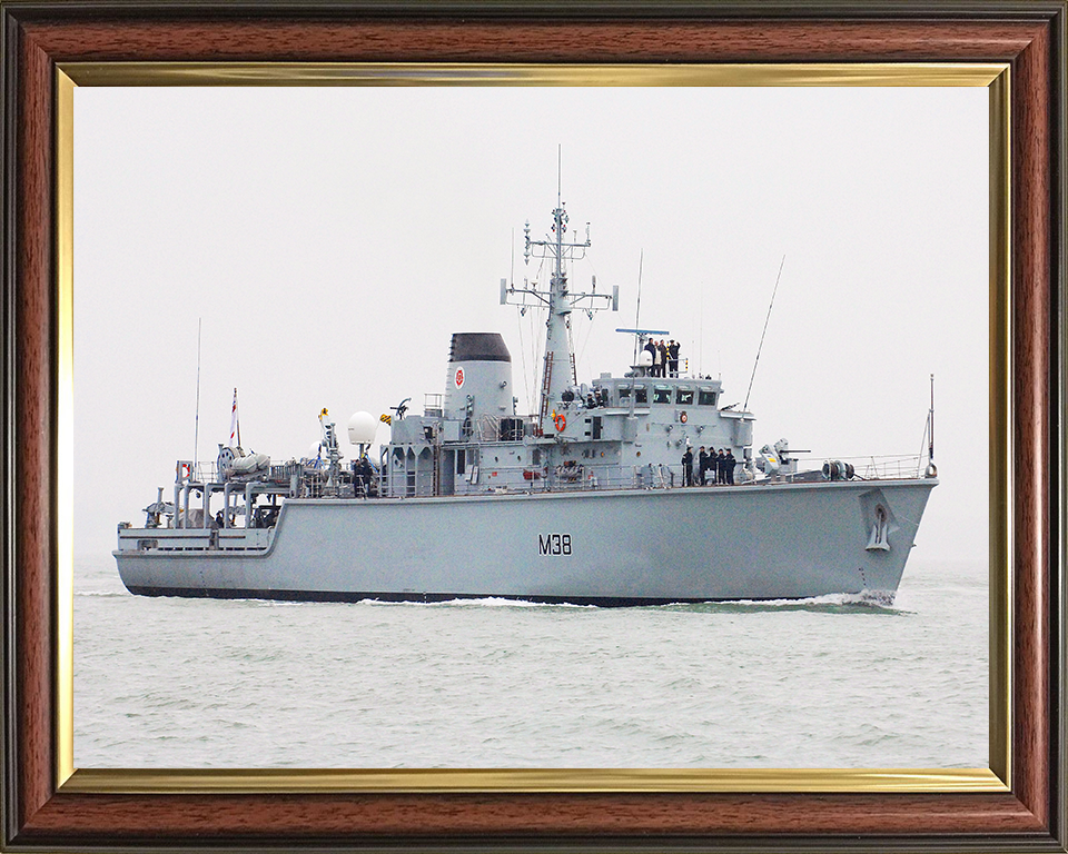 HMS Atherstone M38 Royal Navy Hunt class mine countermeasures vessel Photo Print or Framed Print - Hampshire Prints