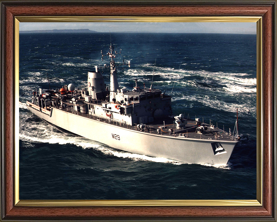 HMS Brecon M29 | Photo Print | Framed Print | Hunt Class | Mine Warfare Vessel | Royal Navy Hampshire Prints