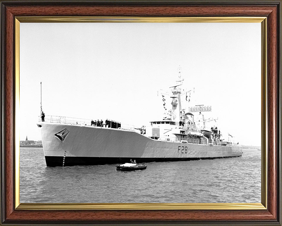 HMS Cleopatra F28 | Photo Print | Framed Print | Leander Class | Frigate | Royal Navy Hampshire Prints