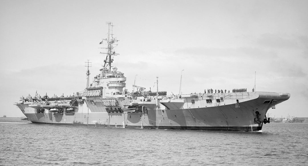 HMS Glory R62 Royal Navy Colossus class aircraft carrier Photo Print or Framed Print - Hampshire Prints