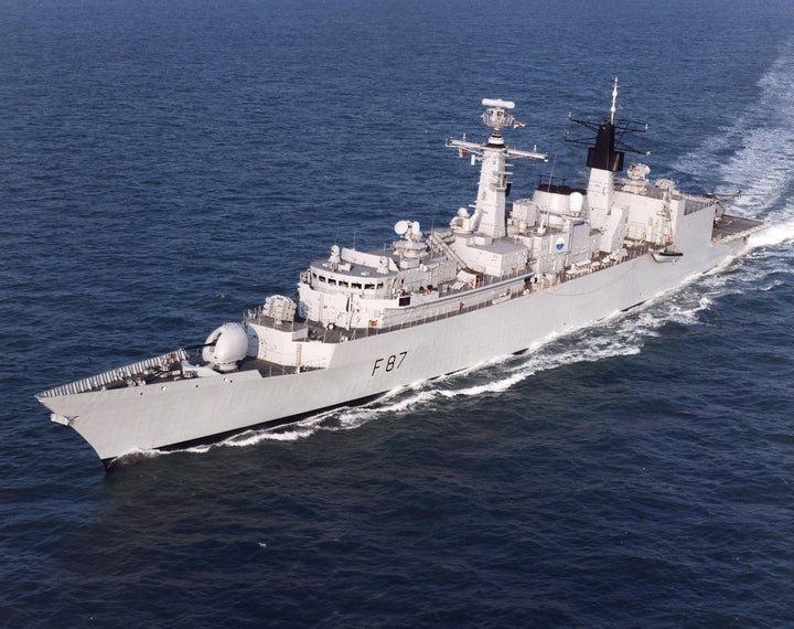 HMS Chatham F87 | Photo Print | Framed Print | Poster | Type 22 | Frigate | Royal Navy Hampshire Prints