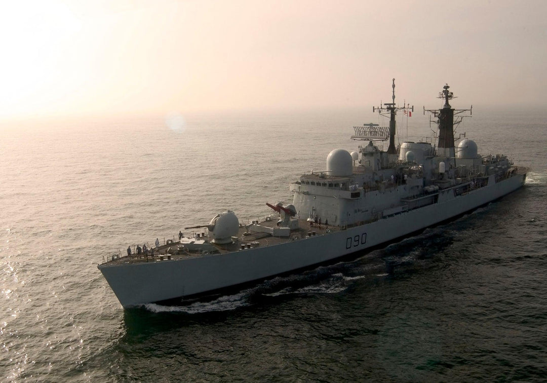 HMS Southampton D90 Royal Navy Type 42 destroyer Photo Print or Framed Print - Hampshire Prints