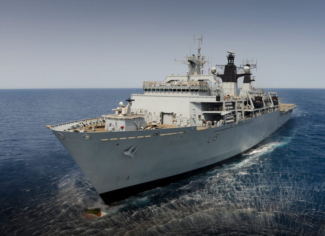 HMS Bulwark L15 Royal Navy Albion class amphibious ship Photo Print or Framed Print - Hampshire Prints