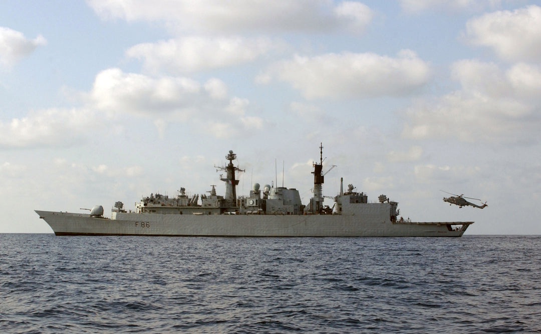 HMS Campbeltown F86 Royal Navy Type 22 Frigate Photo Print or Framed Photo Print - Hampshire Prints