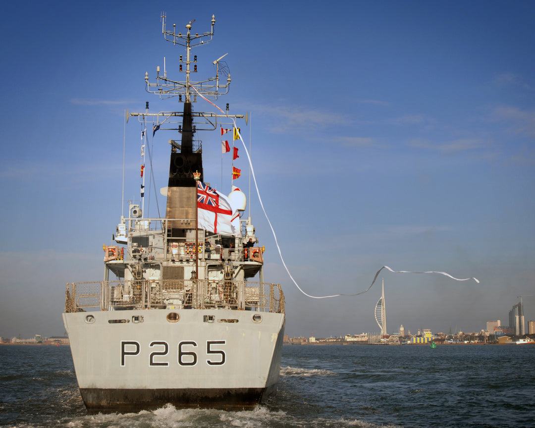 HMS Dumbarton Castle P265 Royal Navy Castle class patrol vessel Photo Print or Framed Print - Hampshire Prints