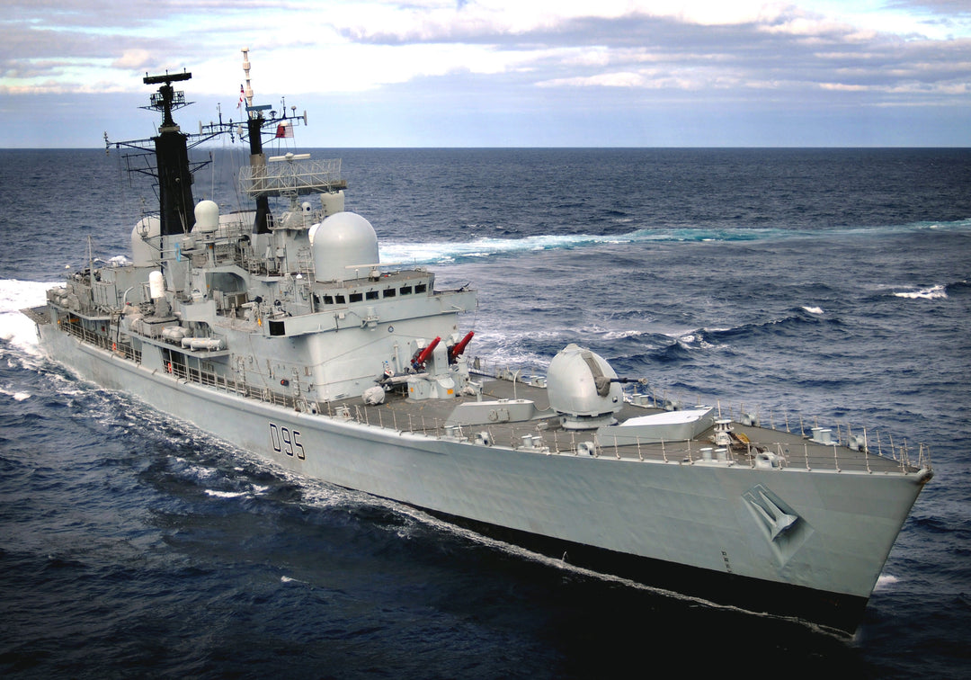 HMS Manchester D95 | Photo Print | Framed Print | Type 42 | Destroyer | Royal Navy Hampshire Prints