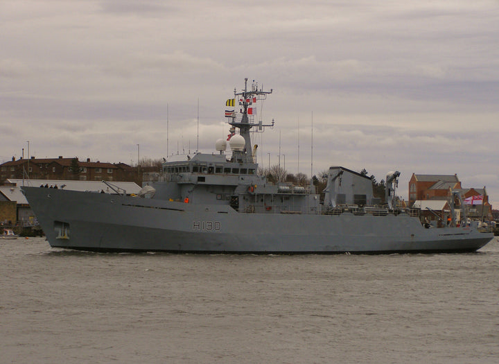 HMS Roebuck H130 | Photo Print | Framed Print | Coastal Survey Vessel | Royal Navy Hampshire Prints